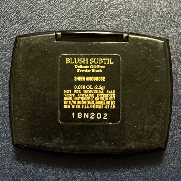 Lancome Blush Subtil Delicate Oil Free Powder Blush in The Shade SHEER AMOUROSE - Picture 3 of 7